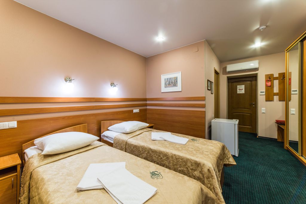 Двухместный номер с 2 отдельными кроватями стандарт