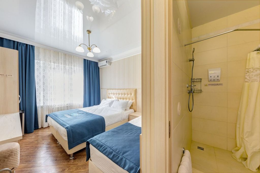 Трёхместный номер Трехместный стандарт