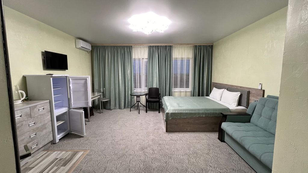 Семейный номер улучшенный с видом на море