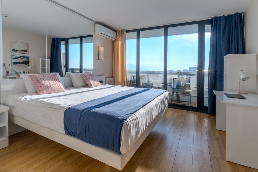 Трёхместный номер люкс