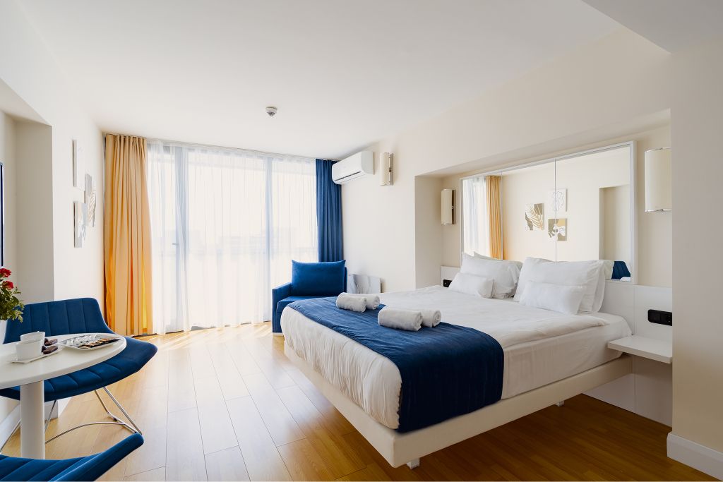 Трёхместный номер Комфорт