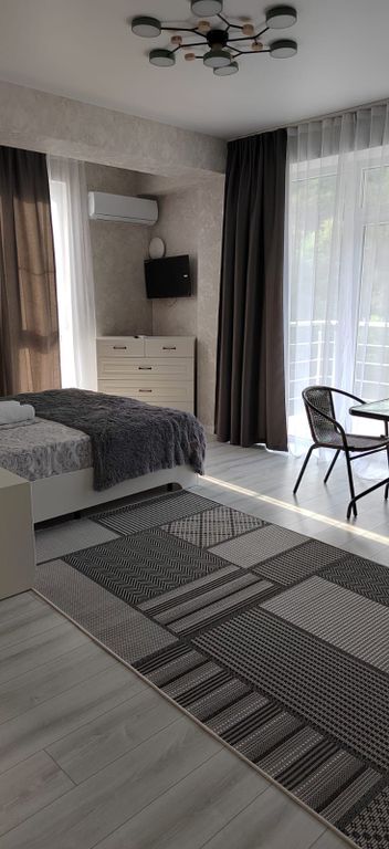 Четырёхместный номер улучшенный с видом на горы