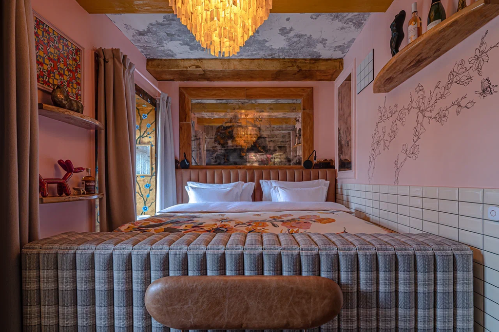 Трёхместный номер люкс