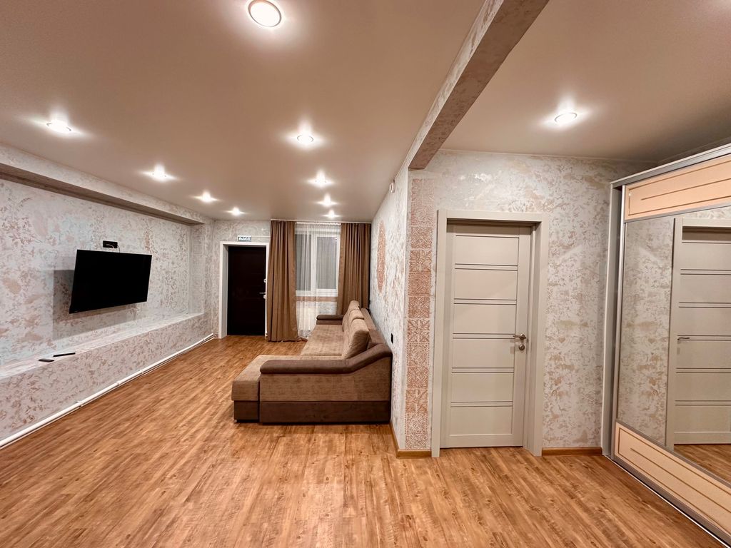 Семейный улучшенный с видом на город