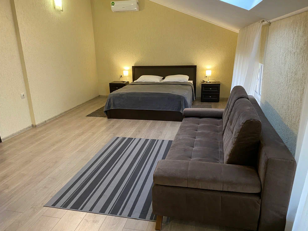 Четырёхместный номер Стандарт 4-х местный