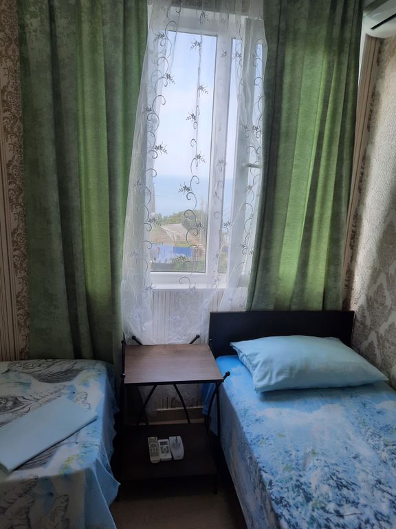 Двухместный номер с 2 отдельными кроватями с новой мебелью