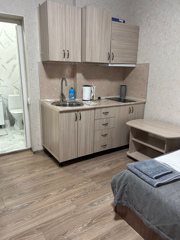 Трёхместный номер уютный на берегу моря