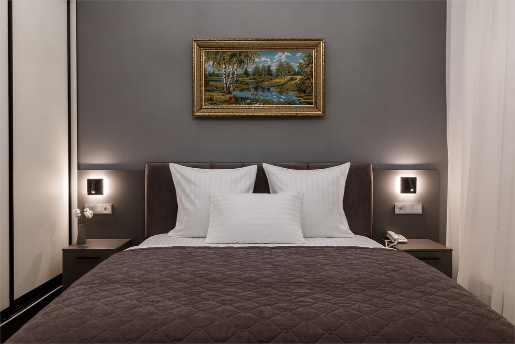 Двухместный номер с 1 кроватью эконом с фальш-окном