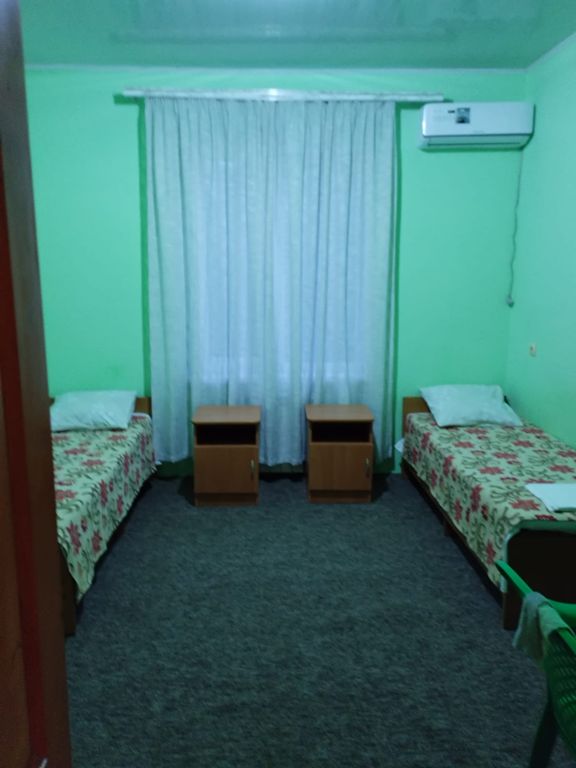 Двухместный номер с 2 отдельными кроватями эконом плюс