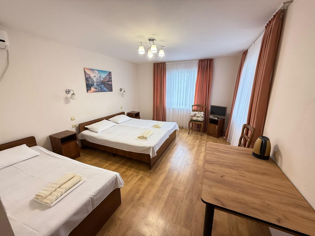 Трёхместный номер стандарт