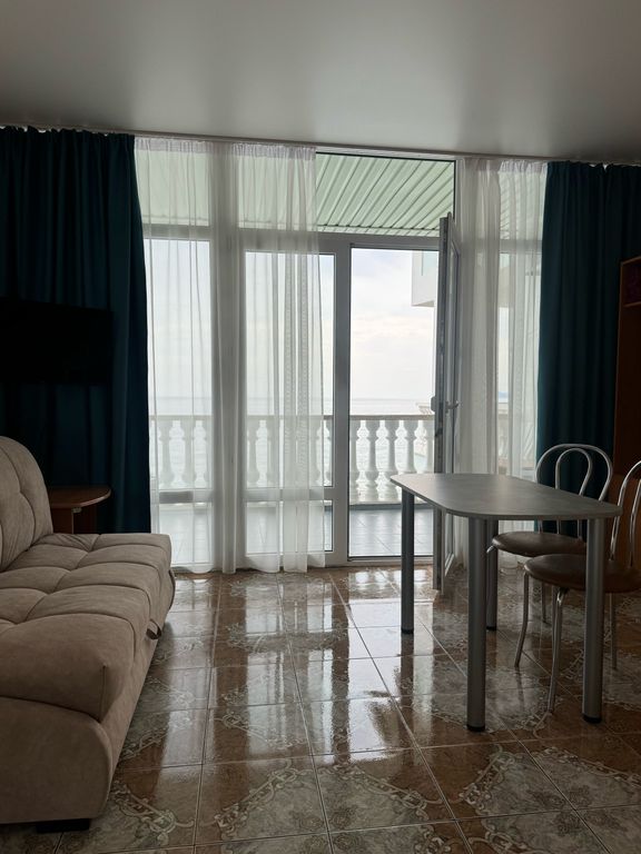 Четырёхместный номер стандарт с видом на море