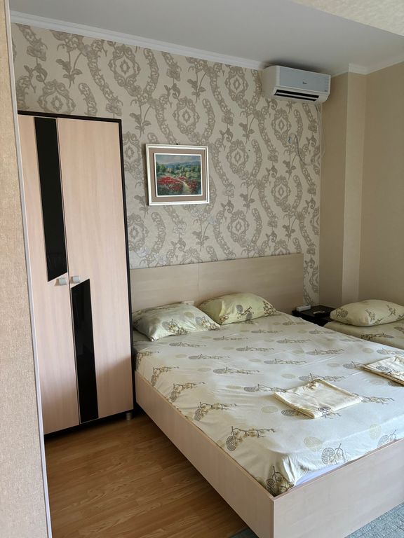 Трёхместный номер стандарт с видом на море