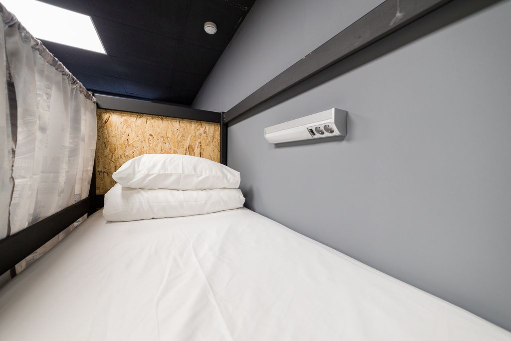 Многоместный мужской номер (6 мест)