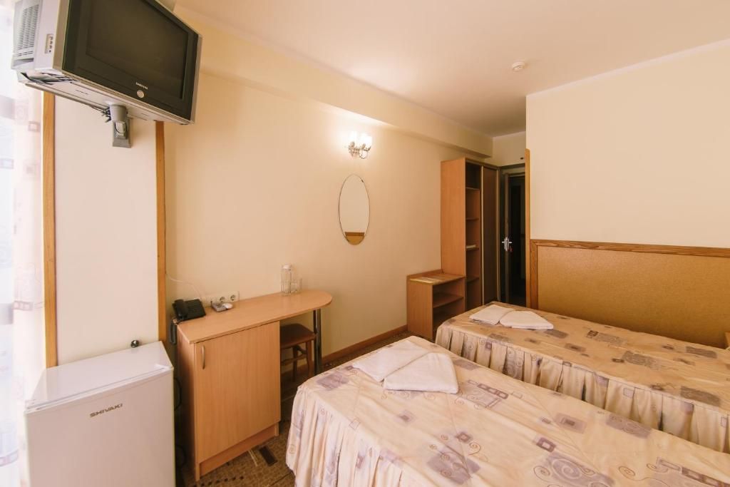 Двухместный номер с 2 отдельными кроватями стандарт с видом на море