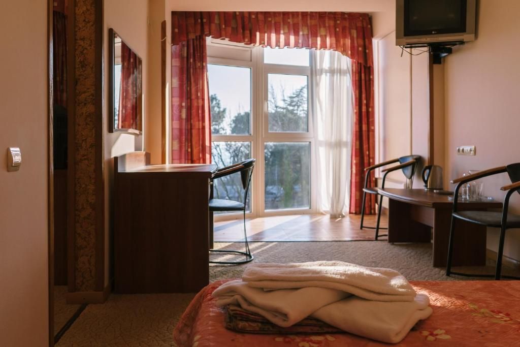 Семейный номер с балконом