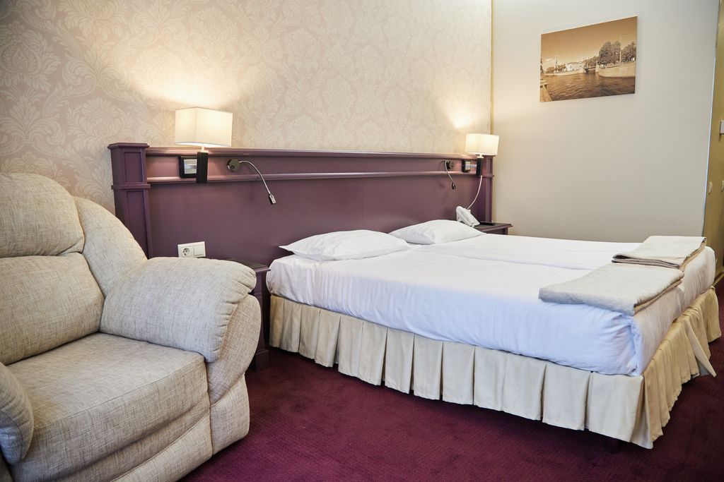 Двухместный номер с 1 кроватью Standart Plus