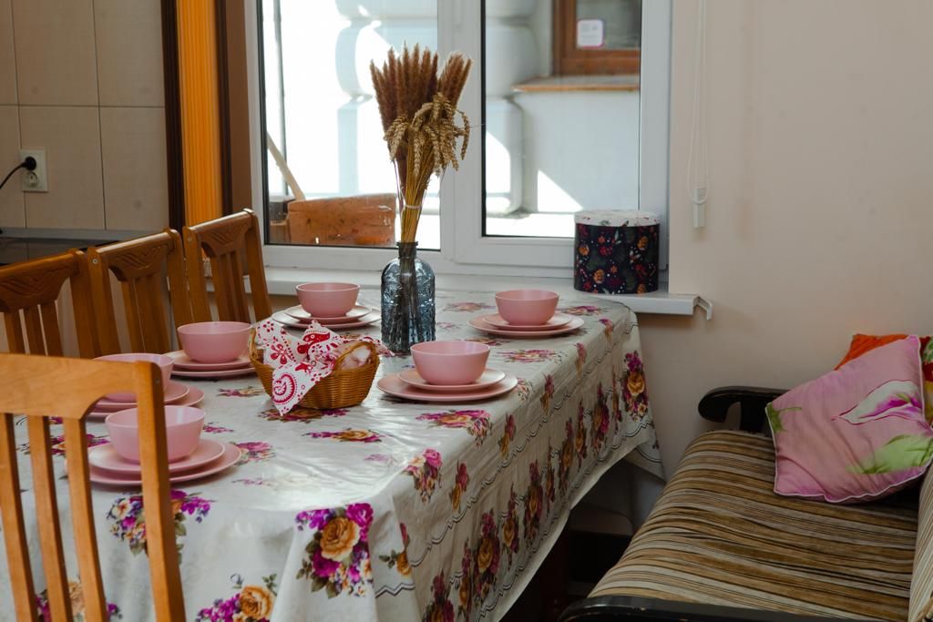 Многоместный смешанный номер уютный дом