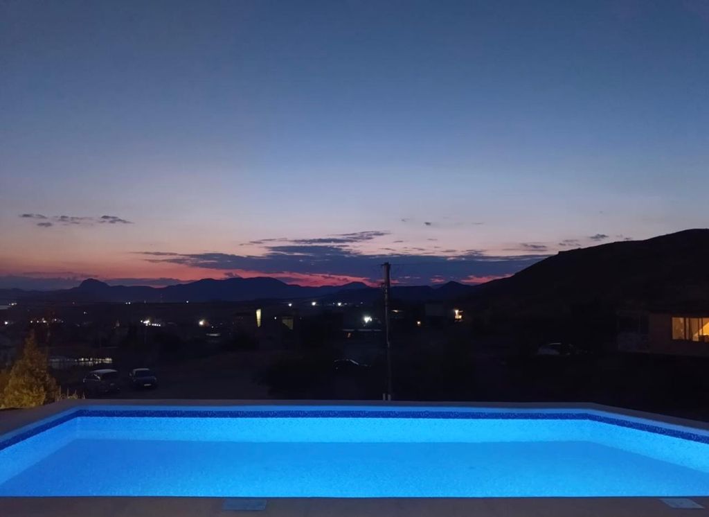 Трёхместный номер Комфорт