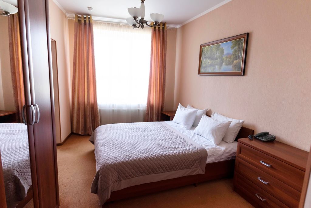 Двухместный номер с 1 кроватью малый Junior suite