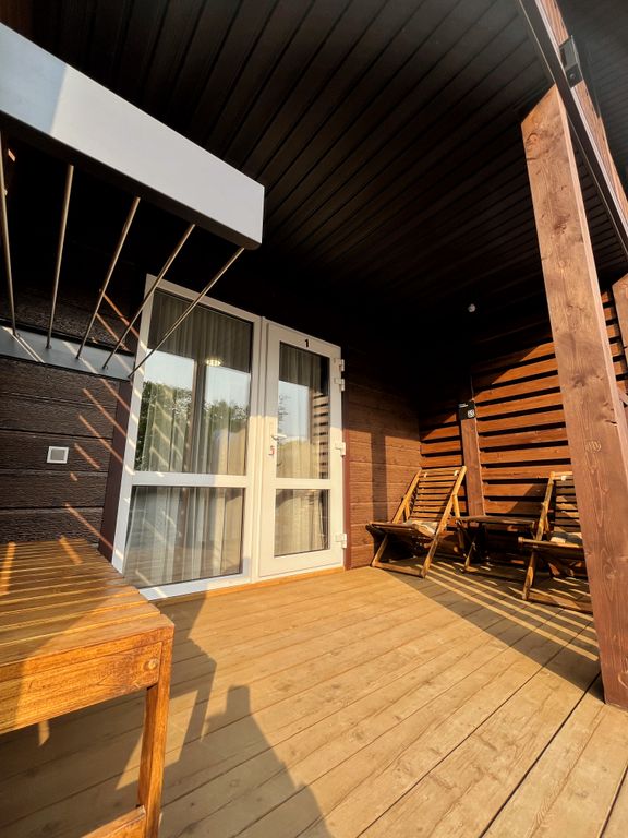 Четырёхместный номер семейный люкс с террасой