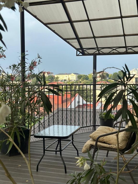 Четырёхместный номер люкс с видом на море