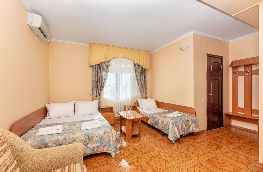 Четырёхместный номер