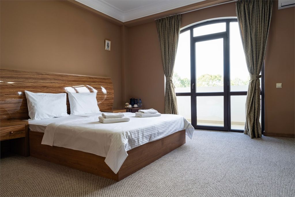 Двухместный номер с 1 кроватью стандарт с балконом