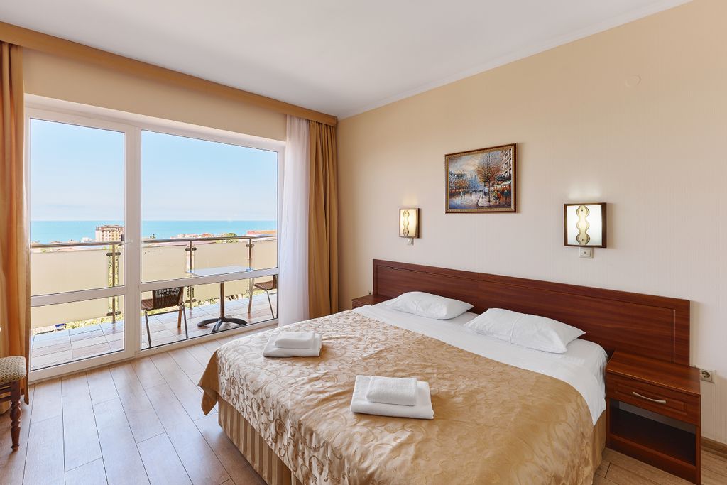 Семейный номер с балконом