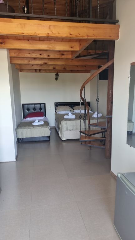 Семейный номер 2-х уровневый улучшенный 5 местный 4 кровати