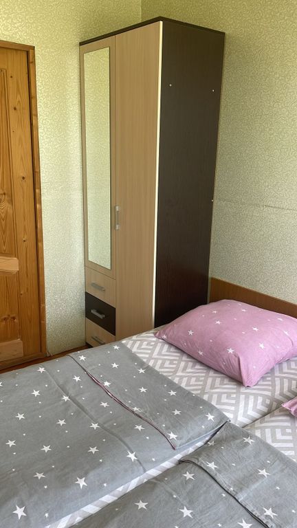 Двухместный номер с 2 отдельными кроватями эконом с видом на горы