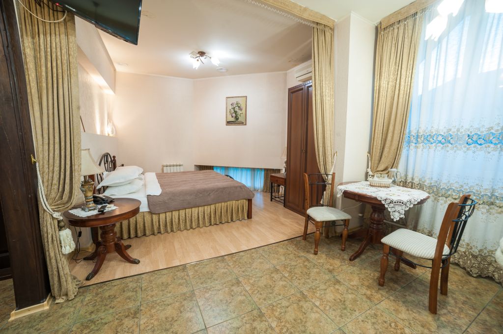 Двухместный номер с 1 кроватью стандарт 35кв.м.