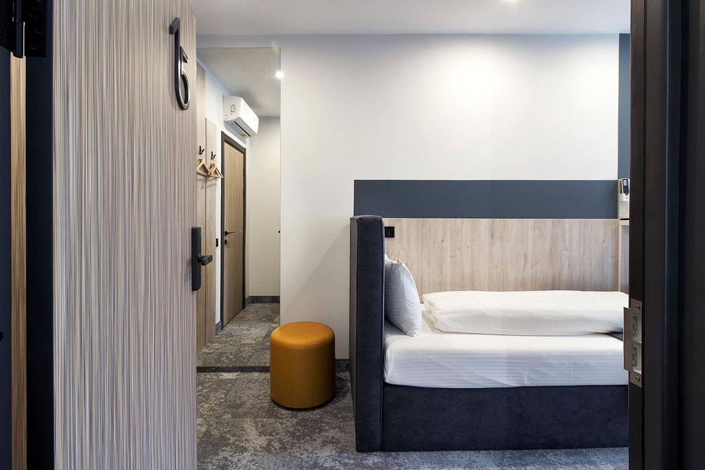 Двухместный номер с 2 отдельными кроватями 15