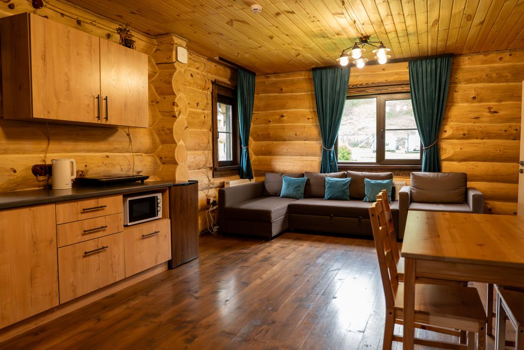 Дом шале кедровый