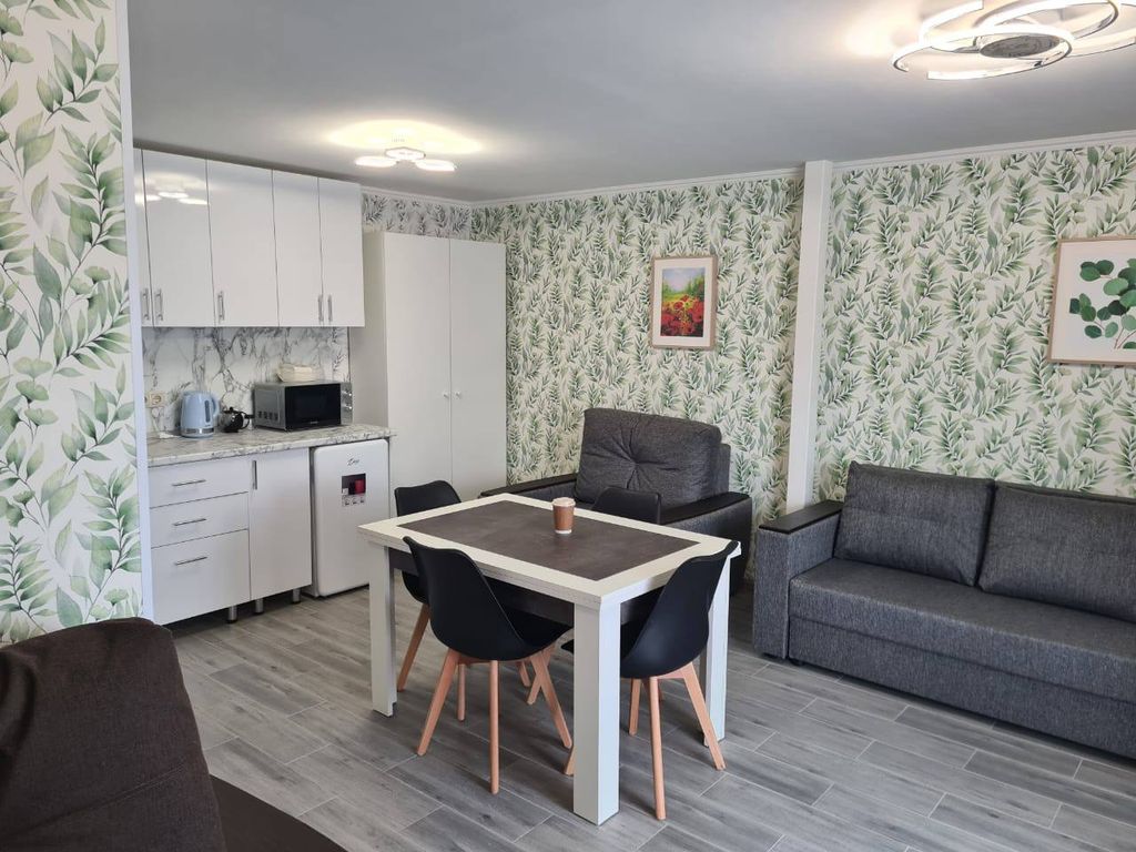 Семейный номер 10