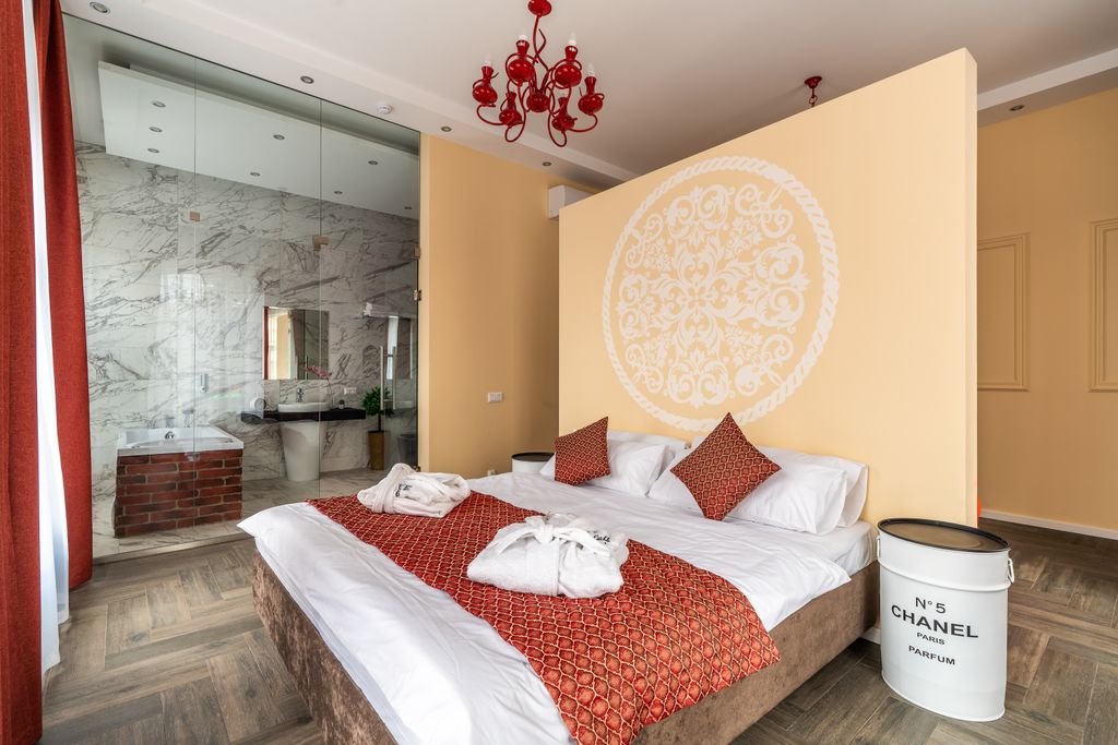 Четырёхместный номер Люкс с видом на город