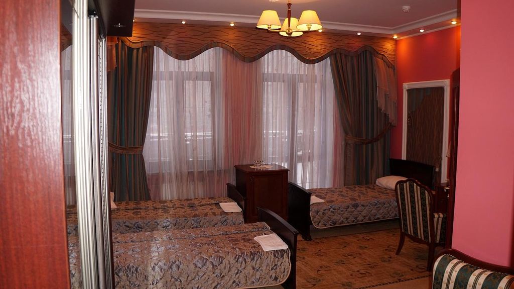 Трёхместный номер Комфорт