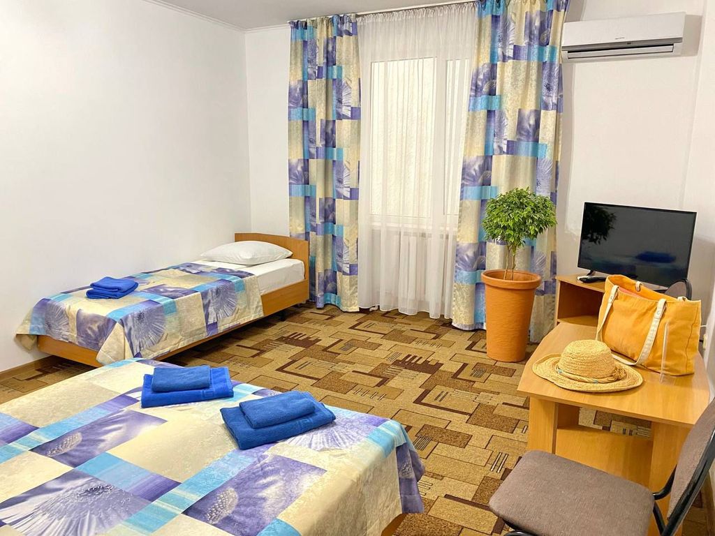 Трёхместный номер эконом