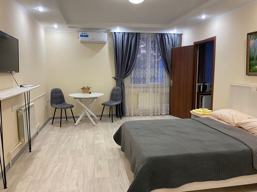 Трёхместный номер двухкомнатный