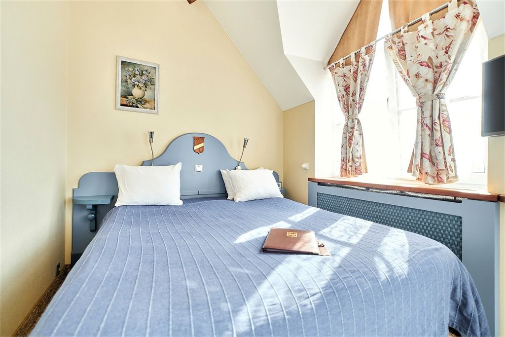 Двухместный номер с 1 кроватью Увеличенный