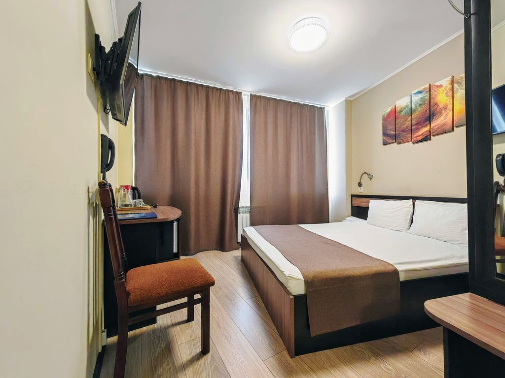 Двухместный номер с 1 кроватью улучшенный с видом на город