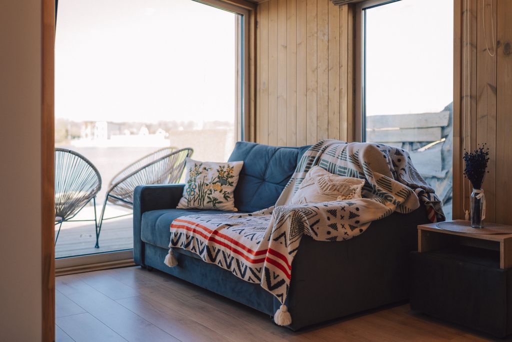 Семейный номер Домик с пирсом