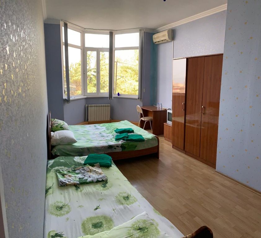 Трёхместный номер стандарт с видом на море