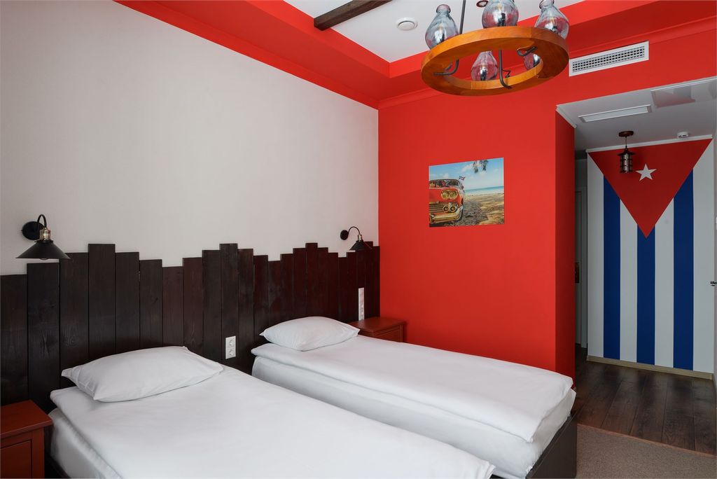 Двухместный номер с 2 отдельными кроватями стандарт