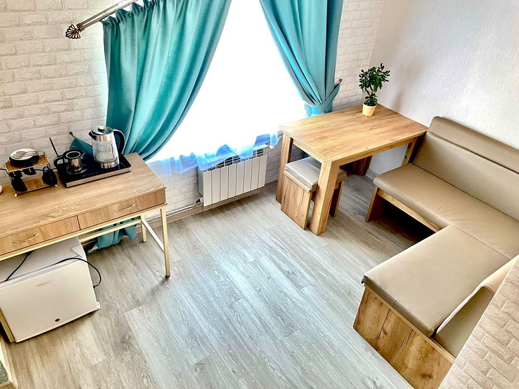 Двухместный номер с 1 кроватью двухкомнатный улучшенный