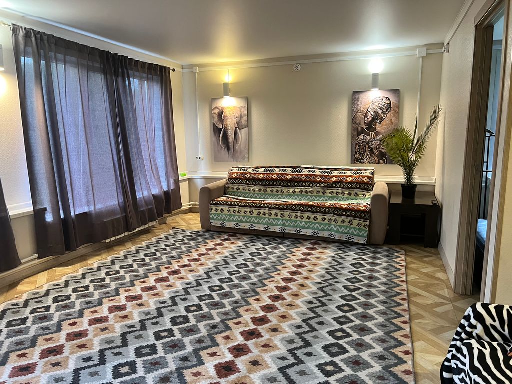 Дом двухэтажный коттедж с сауной