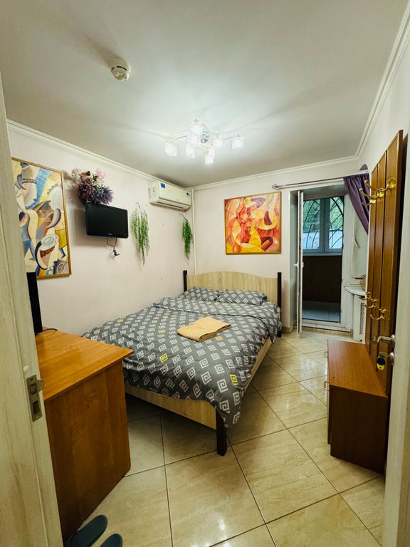 Четырёхместный номер эконом с видом на город