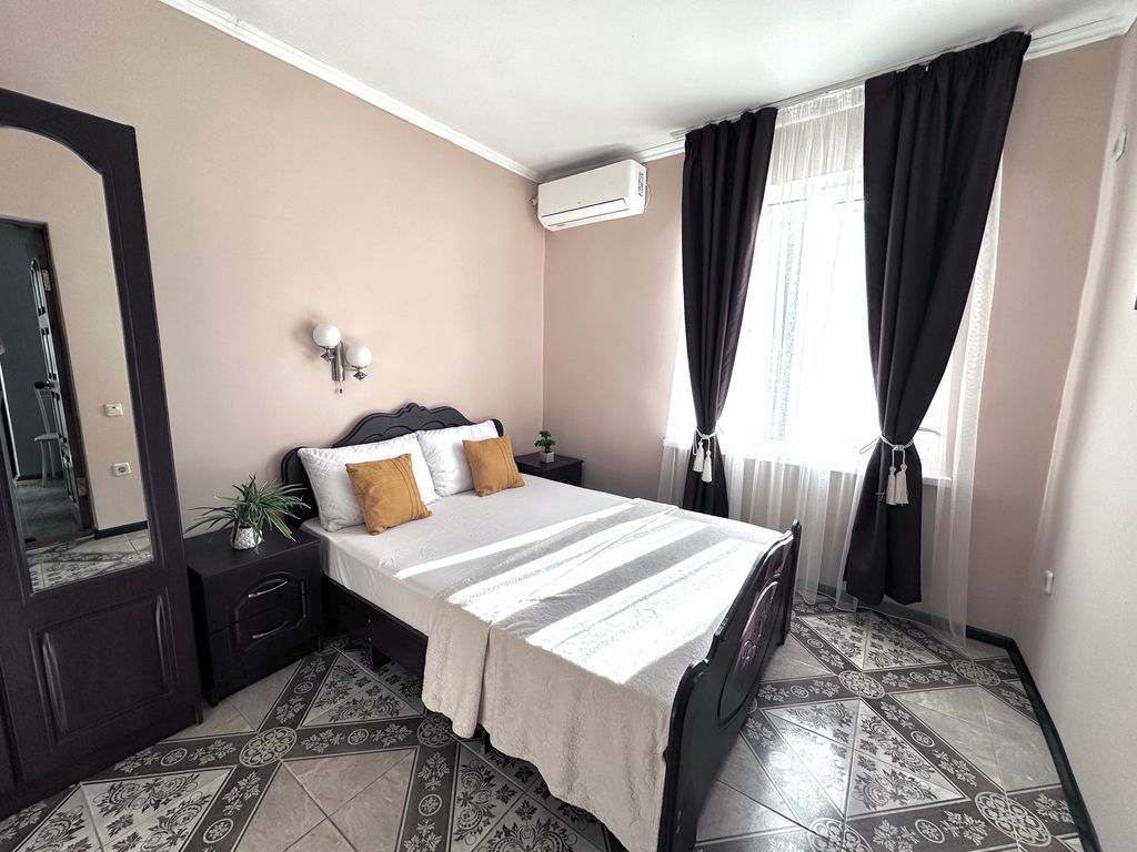 Семейный номер четырехместный двухкомнатный семейный номер со всеми удобствами