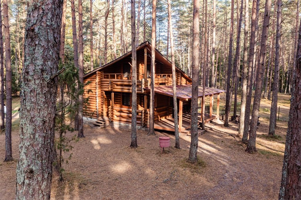 Дом коттедж 12