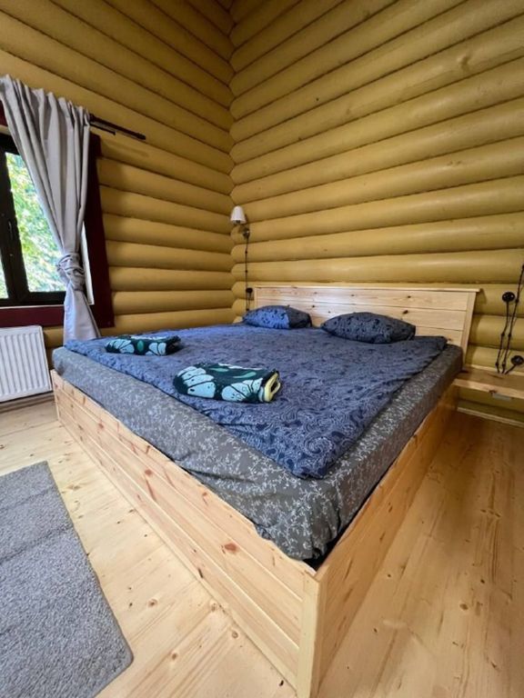 Дом коттедж 33