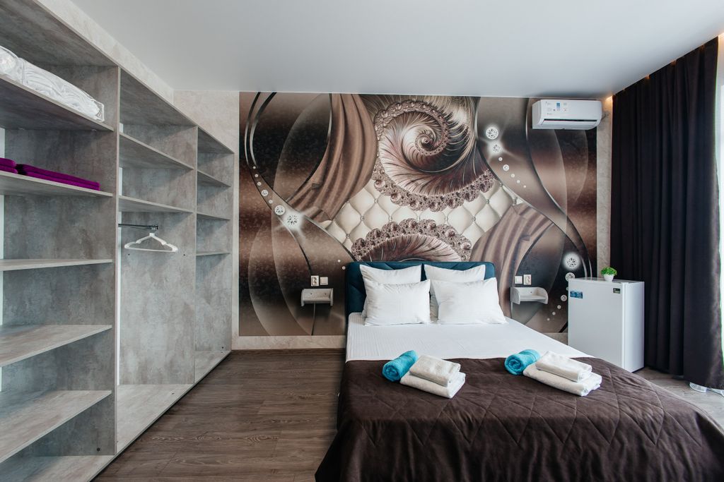 Четырёхместный номер улучшенный с видом на горы